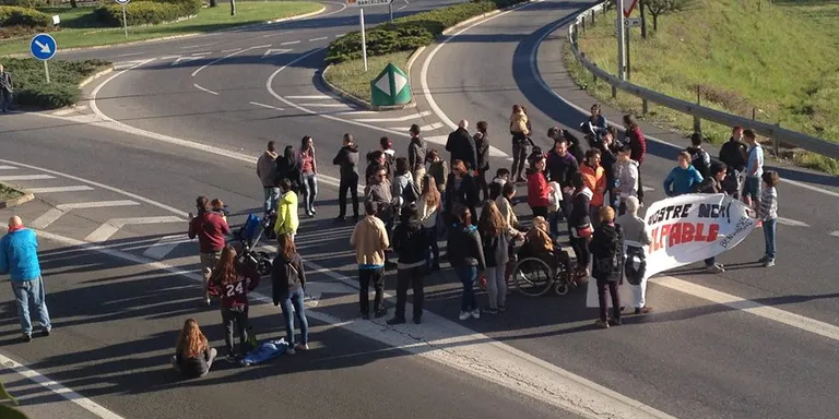 Nova concentració a la Seu en suport als refugiats