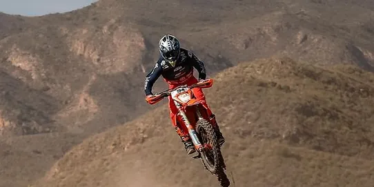 Jaume Betriu revalida el títol de campió estatal d'enduro en categoria E3