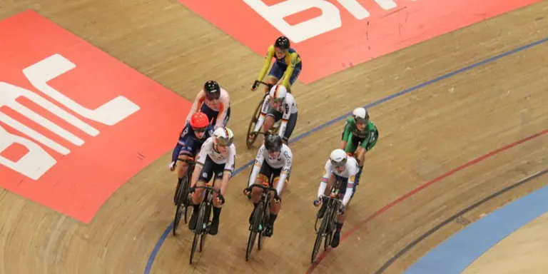 Laura Rodríguez aconsegueix la sisena posició a la Copa de les Nacions de Ciclisme en Pista