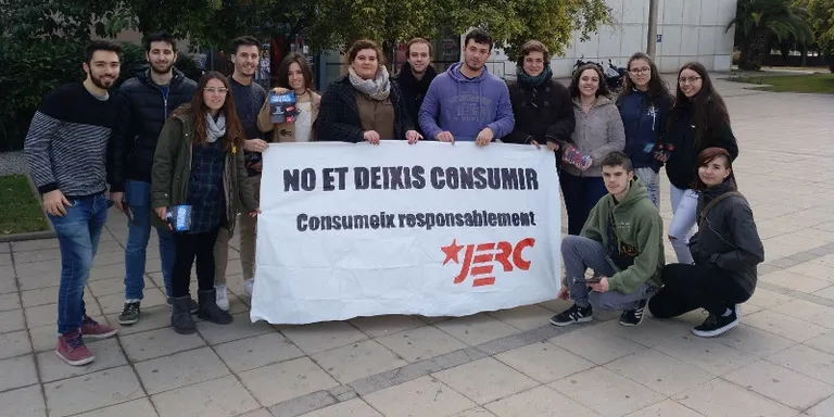 Alerta, el consumisme et consumeix