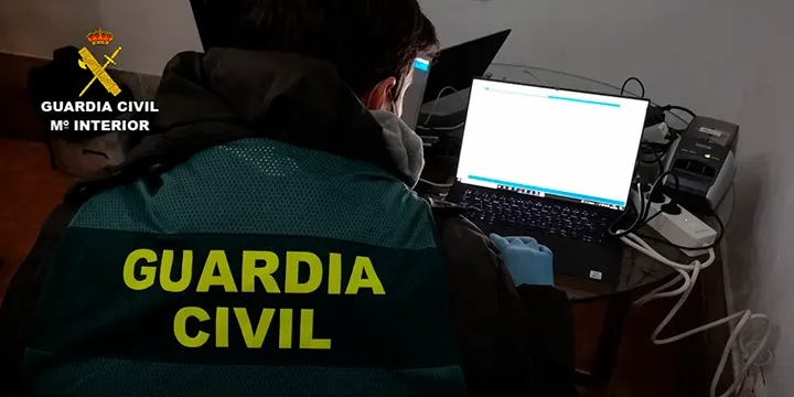 La Guàrdia Civil de Cambrils confisca testos d'autodiagnòstic no autoritzats a Reus i Tarragona