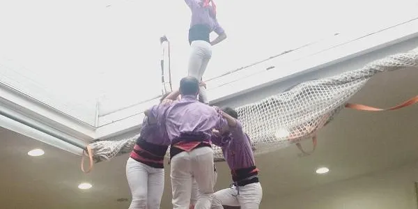 Els Castellers d’Altafulla afronten la Diada de Sant Pere a la plaça de Sant Magi de Tarragona