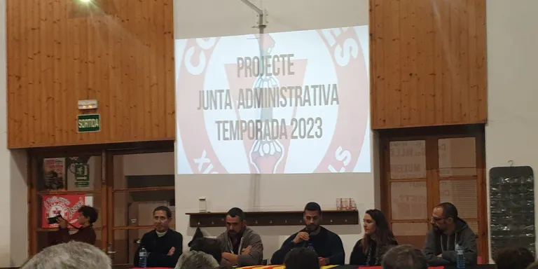 Edu Toda i Ian Gallart ja són cap de colla i president de la Joves de Valls