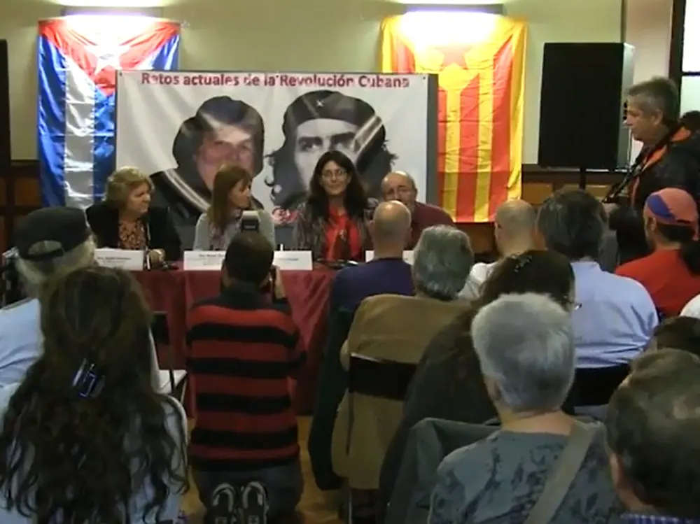 L'ATeneu Municipal s'ha omplert per escoltar la xerrada d'Aleida Guevara