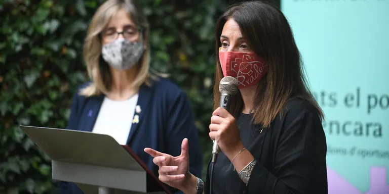 Presó preventiva per a la parella acusada de diversos robatoris a domicilis particulars