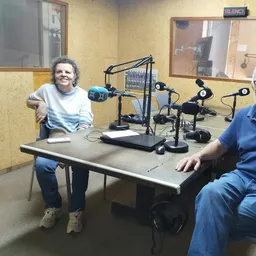L'entrevista - Roser Pintó i Joan Lluís de Yebra del 23/10/2025 - episode art