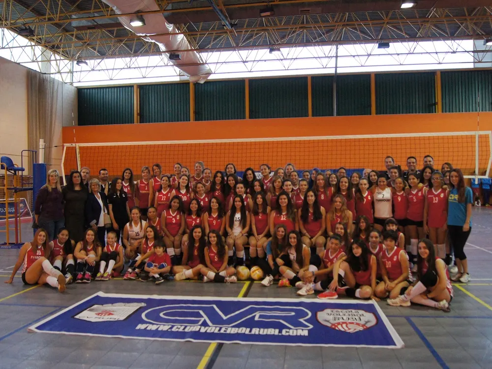 Foto de família del Ferrolan Vòlei per a la temporada 2015-2016