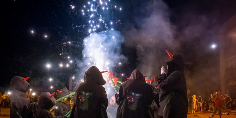 L’Associació Amics de la Colla C.O.C.A. organitza aquest dissabte un correfoc infatil