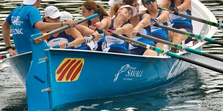 El Vent d’Estrop Cambrils aconsegueix quatre victòries a la segona regata de la Lliga Catalana de Llagut