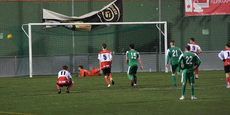 El Rubí B cau en el partit més boig de la temporada