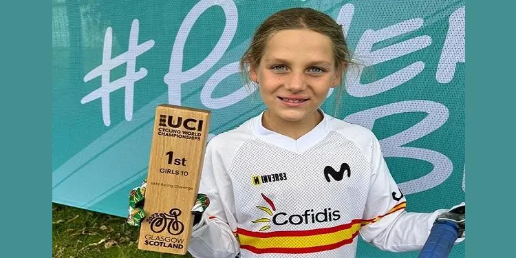 L’altafullenca Mia Ayats es proclama campiona del món de BMX Racing Sub10