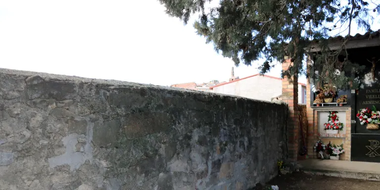 El conseller Romeva visita la primera fossa exhumada de la Guerra Civil a Figuerola d'Orcau, al Pallars Jussà