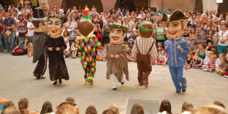 Últims dies per anunciar-se en el llibret de la Festa Major