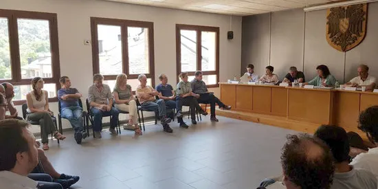 Teresa Jordà es compromet a debatre al Parlament la presència de l'ós bru al Pirineu