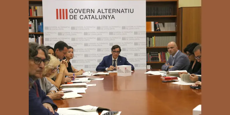 El PSC prioritza el pacte amb Junts a la Diputació de Barcelona però sondeja una alternativa amb ERC i comuns