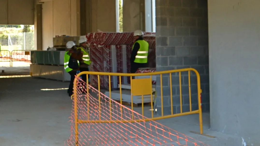 La indústria i la construcció frenen la pujada de l'atur al Maresme