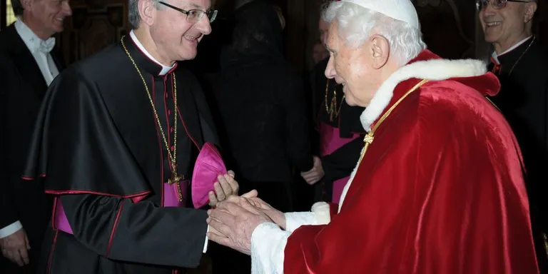 Joan-Enric Vives és rebut pel Papa Benet XVI