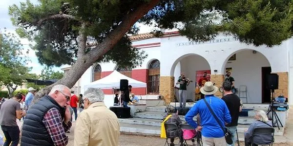 26M / L’EINA defensa la celebració d’un procés participatiu per definir els usos de l’Antic Hospital