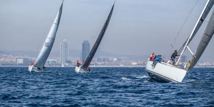 El Rats on Fire s’estrena amb un primer lloc a la categoria ORC1 a la primera jornada de la Interclubs de Vela