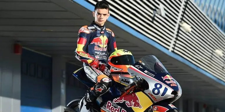 Aleix Viu, el pilot vilassarenc, visita la ràdio