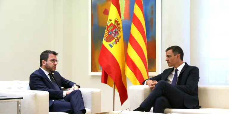 Estat i Generalitat acorden elevar el marge de dèficit de Catalunya dues dècimes fins al 0,3%