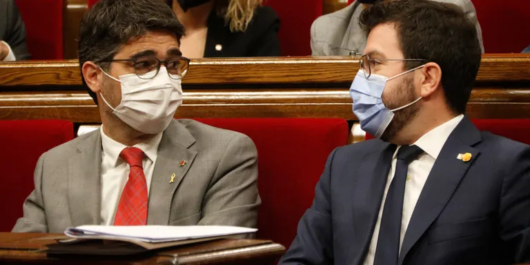 Aragonès torna a demanar a Junts que se sumi a la taula de diàleg i Batet li respon que només s'ha d'aixecar el "veto"