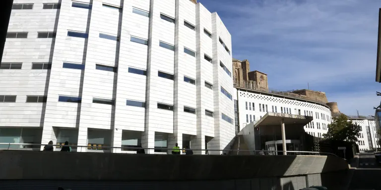 Un home sorprès pels Mossos amb més de 2.200 pastilles d'èxtasi a la Seu d'Urgell accepta 5 anys de presó