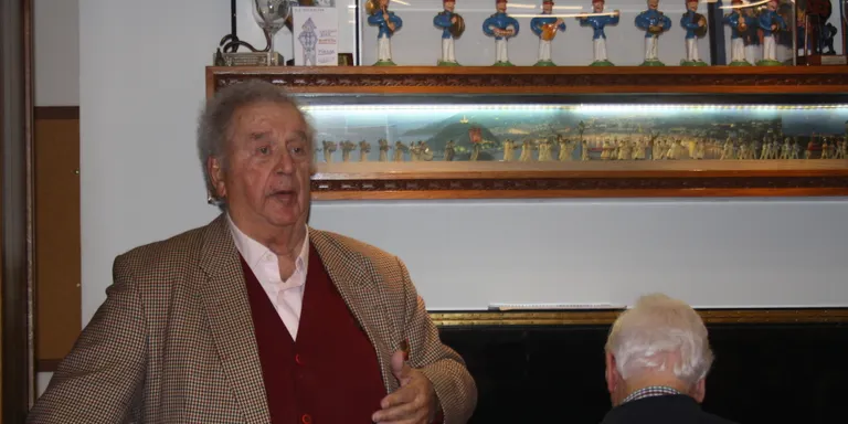 JOSÉ ANTONIO SALAS:VOZ DE GAZTELUBIDE Y CAPITÁN DEL ALARDE DE IRUN