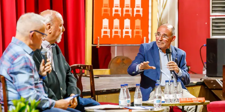 La presentació del llibre 17 escons reuneix quatre alcaldes