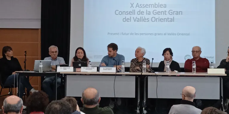 El Consell de la Gent Gran del Vallès Oriental treballarà per reduir la bretxa digital en les persones grans