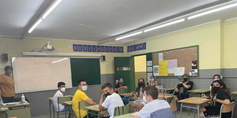 Les baixes del professorat als instituts marca l'inici del segon trimestre escolar