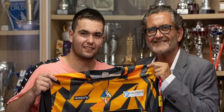 El Recam Làser Caldes presenta el porter Jordi Pons, el primer dels quatre fitxatges del club per a la temporada 2022/2023