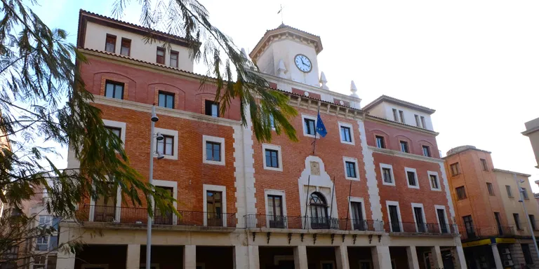 L'Ajuntament de Tortosa no apujarà els impostos municipals i els congela per tercer any consecutiu
