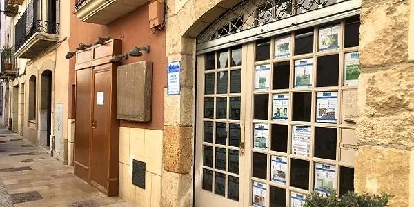 L’Ajuntament d’Altafulla impulsa una campanya per fomentar el comerç local durant les festes de Nadal