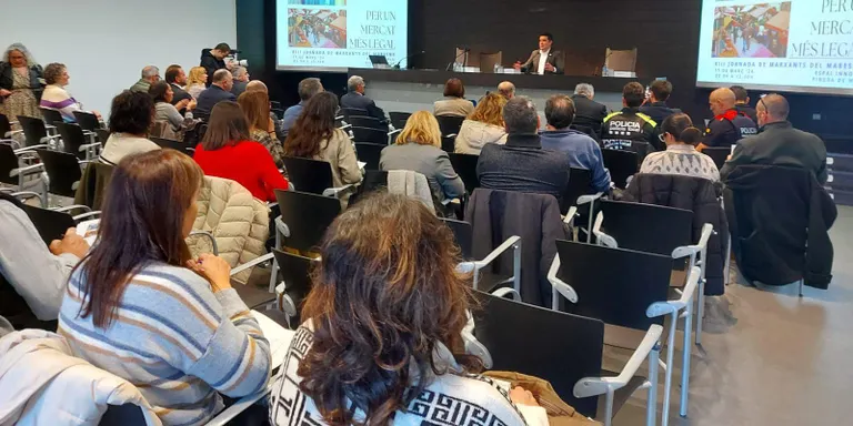 Pineda ha acollit la XIII Jornada de Marxants del Maresme