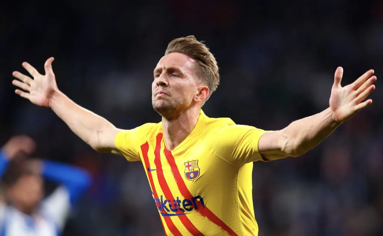 Luuk De Jong salva un empat al derbi