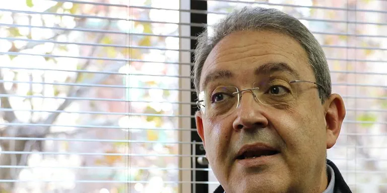Metges de Catalunya qualifica com a "infausta" la precarietat del món laboral sanitari de deu anys cap aquí
