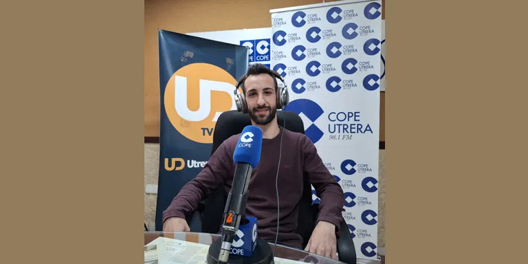 El escultor e imaginero Juan de Dios Martínez nos cuenta los detalles de su nueva creación mariana