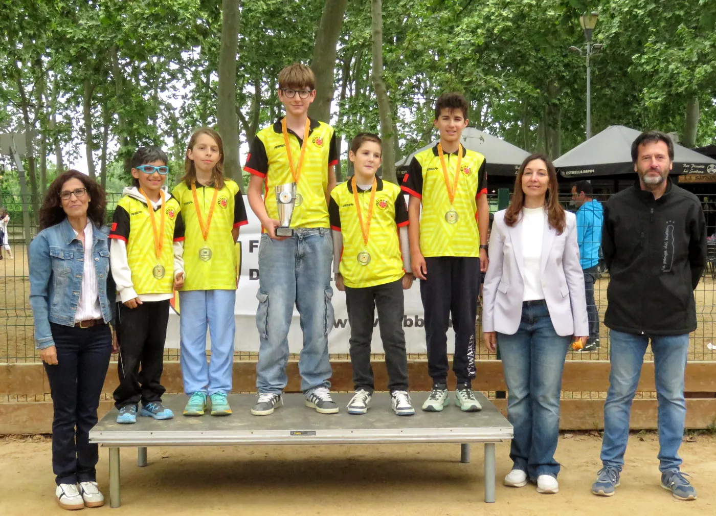 L’equip infantil de bitlles Olius A revalida per cinquena vegada consecutiva la Lliga Catalana Infantil de Bitlles