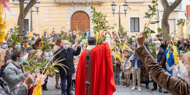 La tradicional celebració del Diumenge de Rams inicia oficialment la Setmana Santa a Constantí