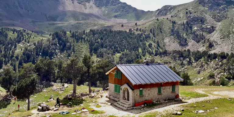 Lles de Cerdanya comença a restringir l'accés rodat als camins de muntanya