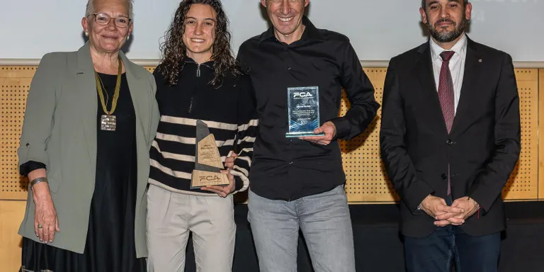 L'atleta Marta Mitjans torna a rebre un premi en un cap de setmana de resultats desiguals pels equips arenyencs