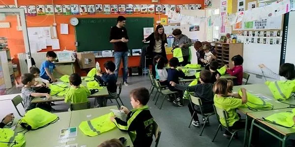 Els alumnes de P5B de La Portalada i els de 6è del Roquissar, guanyadors dels Semàfors Verds de la Mobilitat