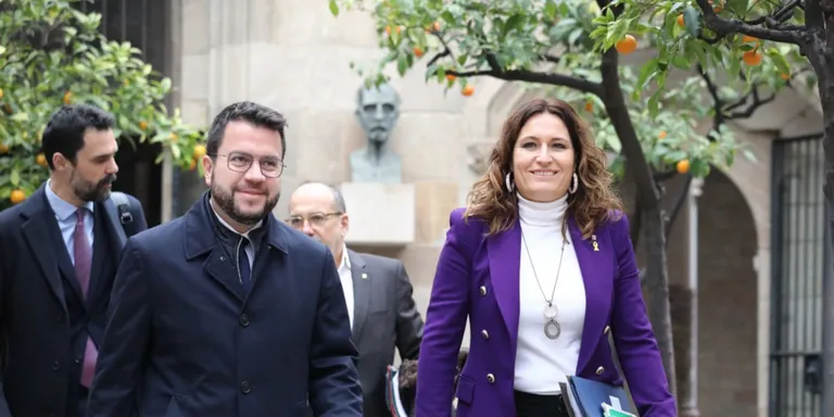 Vilagrà assegura que la negociació dels pressupostos està "ben encarrilada": "De verd, res. Estem aprofundint molt"