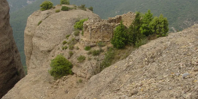 Una caminada a la Roca del Corb tanca el cicle de les sortides guiades 'Dimecres coneixem l'Alt Urgell'