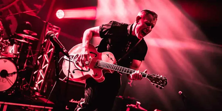 El Festival Psycobilly Meeting es celebra fins dimarts vinent a la platja dels Pins de Pineda
