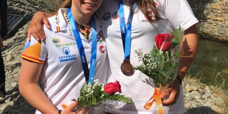 Doble podi local a la Copa del Món de Kayak Freestyle a Sort