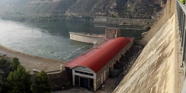 La Confederació hidrogràfica de l’Ebre comença una prova pilot per mobilitzar sediments dels pantans de Mequinensa i Riba-roja