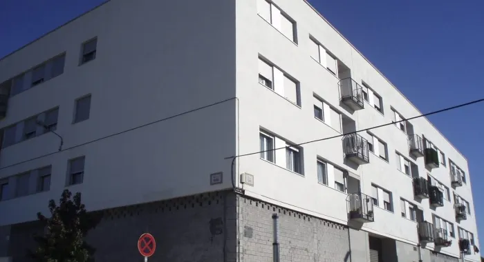 El govern vol contractar un tècnic per desenvolupar polítiques d’habitatge a Arenys