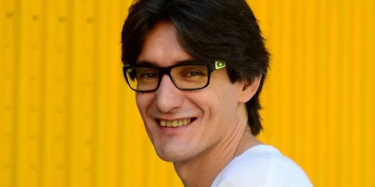 Miquel Martín: "'Proses reposades' és el meu llibre més personal"